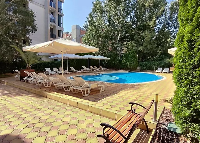 Beatris Modern Comfort Lägenhet Slăntjev Brjag