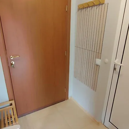 Beatris Modern Comfort 72m2 Appartement